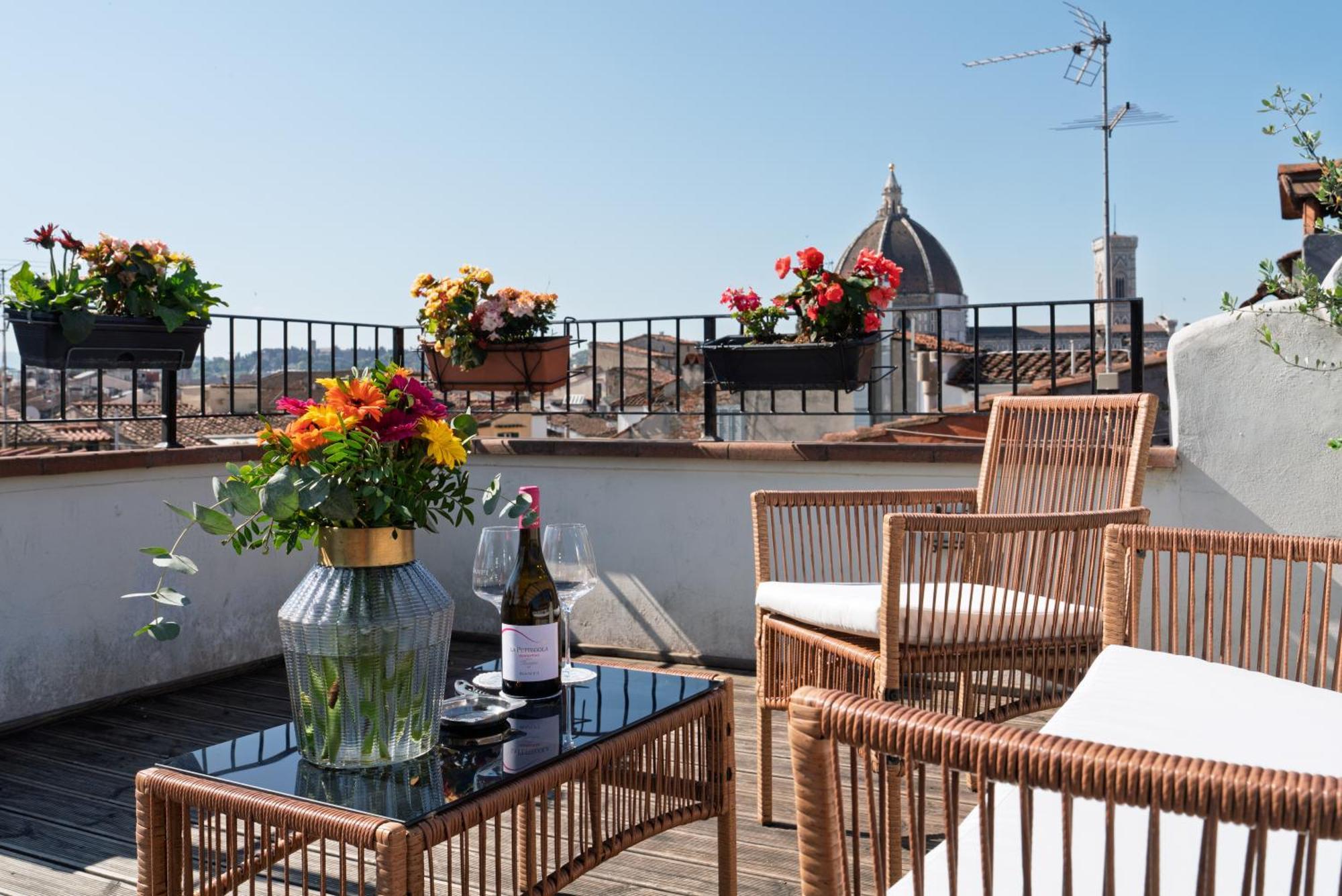 Residenza Conte Di Cavour & Rooftop فلورنس المظهر الخارجي الصورة