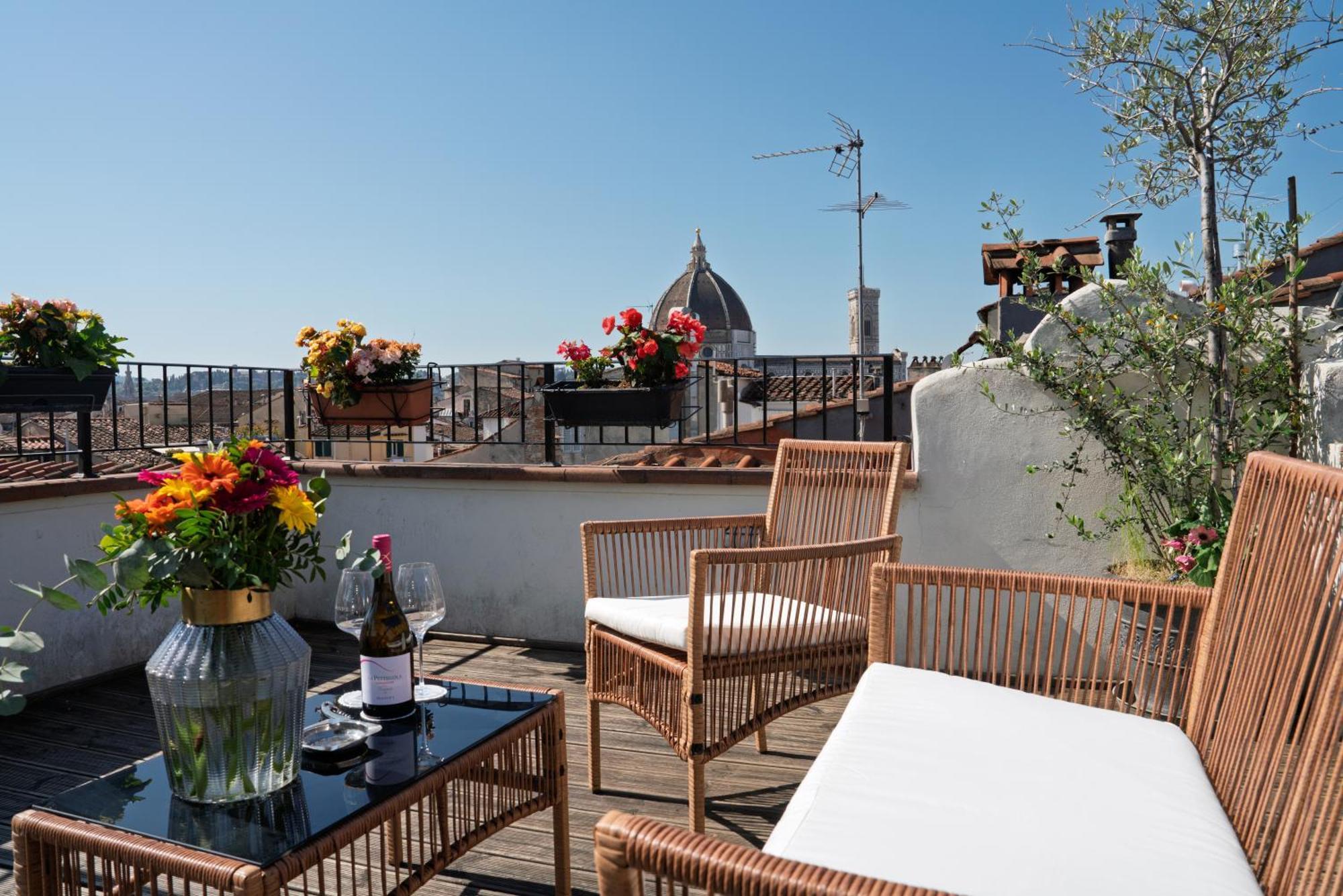 Residenza Conte Di Cavour & Rooftop فلورنس المظهر الخارجي الصورة