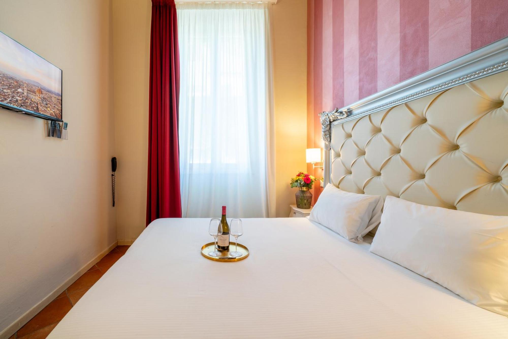 Residenza Conte Di Cavour & Rooftop فلورنس المظهر الخارجي الصورة