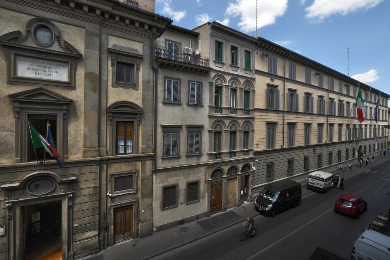 Residenza Conte Di Cavour & Rooftop فلورنس المظهر الخارجي الصورة